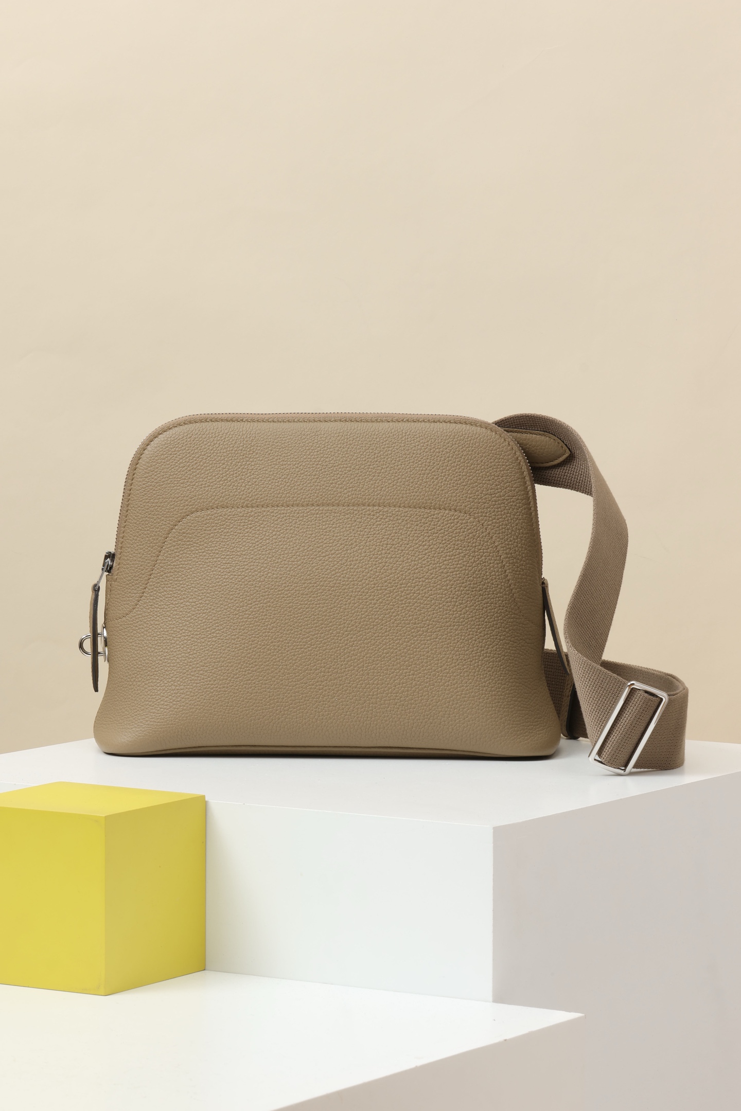 【 Special Order 】Bolide Messenger27 8Q Malfami/TOGO leather/PHW